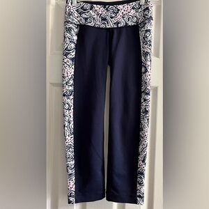 Fabulous 🩷 Lilly Pulitzer Luxletic Cropped Navy Leggings